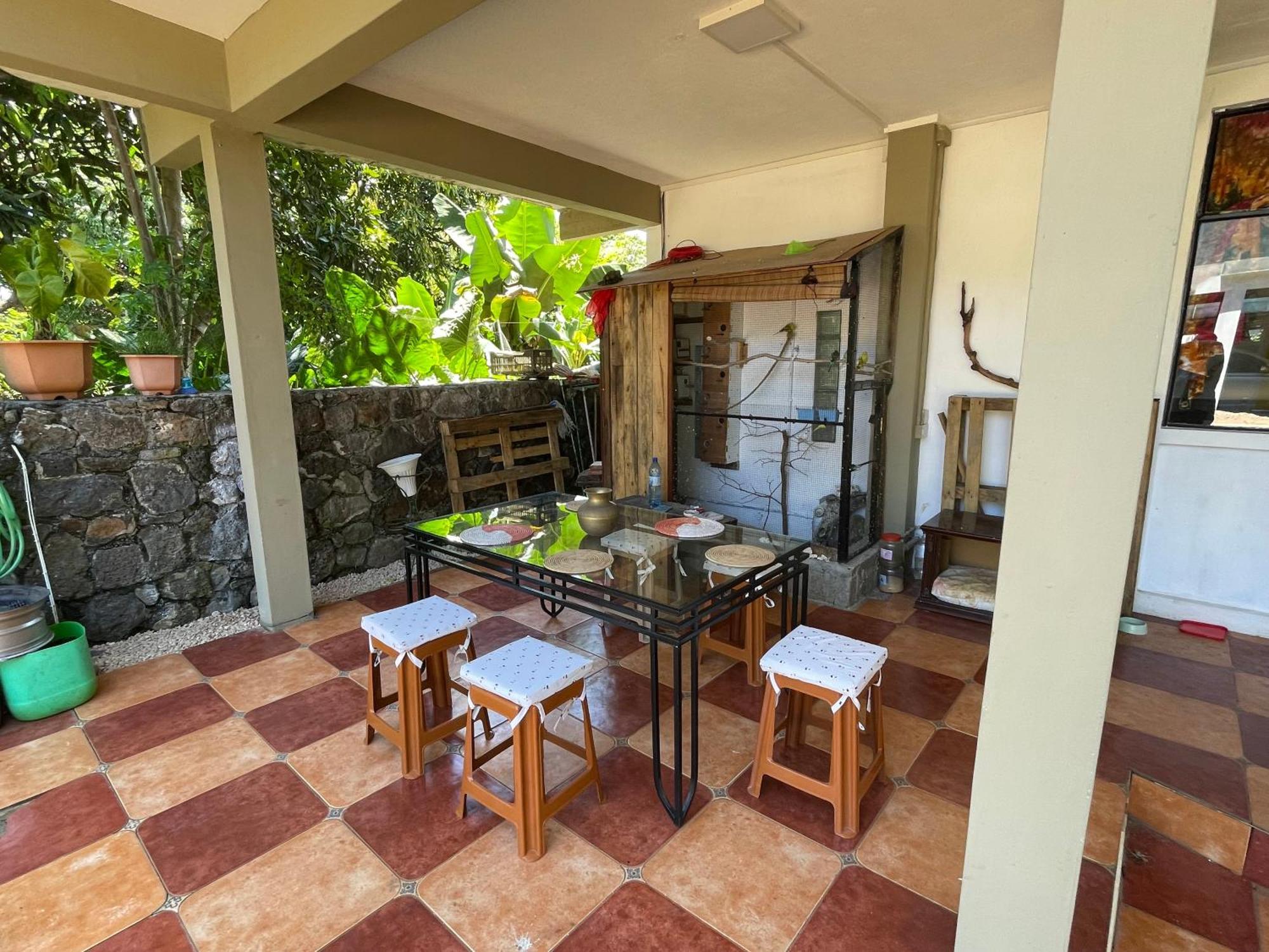 Kowlessur Residence Surinam Bagian luar foto